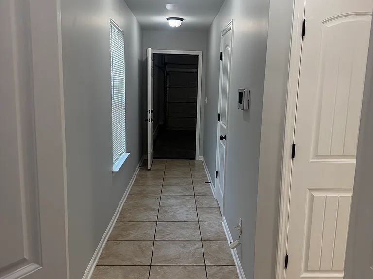 2825 Virginia Woods Cv — Photo 8