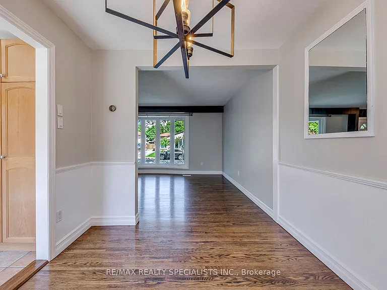 5 Country Club Dr — Photo 14
