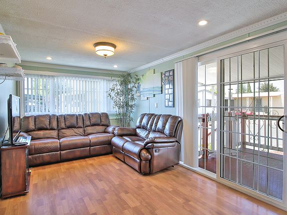 4th image of 510 Saddle Brook Dr Spc 151