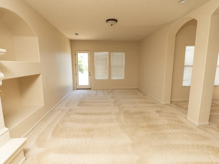 8185 Lakeshore Dr — Photo 6
