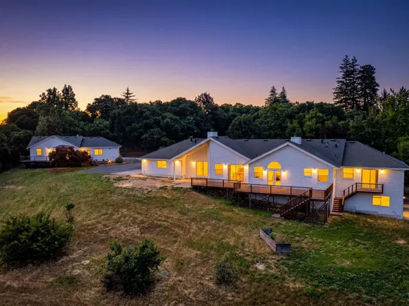 1476 High School Road, Sebastopol, CA 95472