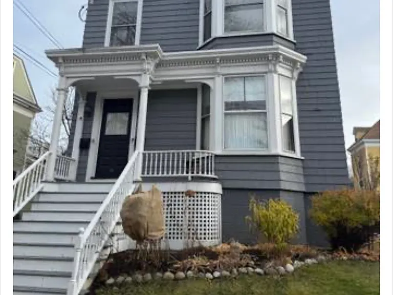 William St — Photo 1