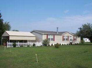 513 McPherson Dr, Alford, FL 32420