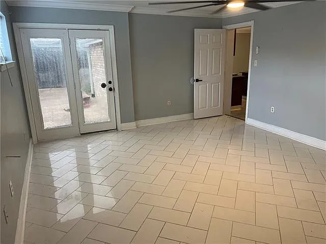 2716 Riverland Dr — Photo 13