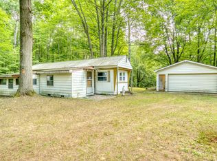 11451 Hemlock Ave, Lake, MI 48632