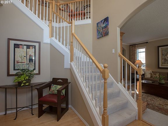 5th image of 19325 Suncrest Dr