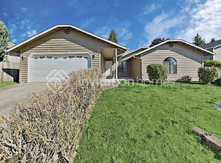 1928 SW 325th Pl, Federal Way, WA 98023