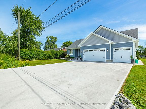 3rd image of 104 Neva Rd
