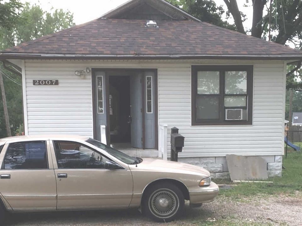 2nd image of 2007 4th Ave