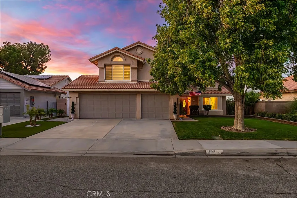 5 bed, 2477 sqft, $5,900 — Photo 1