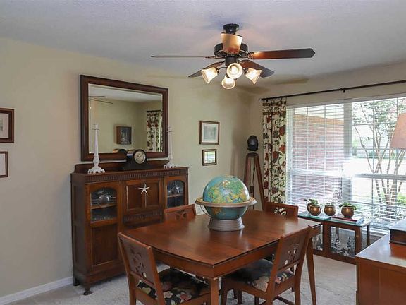 5th image of 1381 Connemara Cir