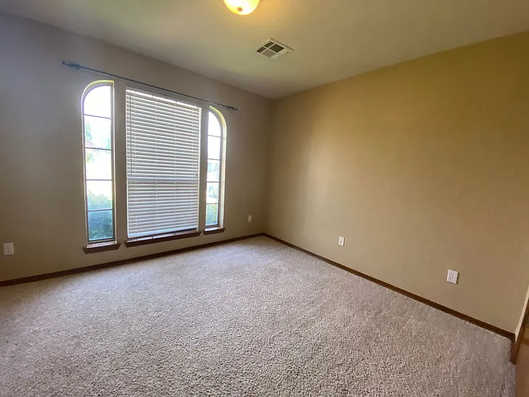 509 Allison Ln — Photo 28