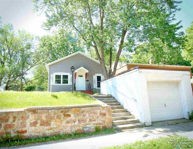 411 N Covell Ave, Sioux Falls, SD, 57104