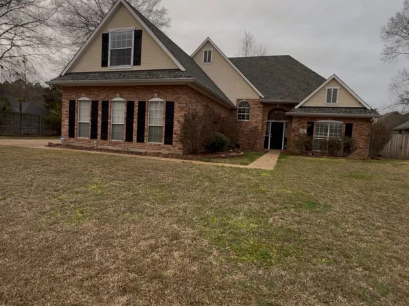 408 Hidden Oaks Cir, Shreveport, LA 71106