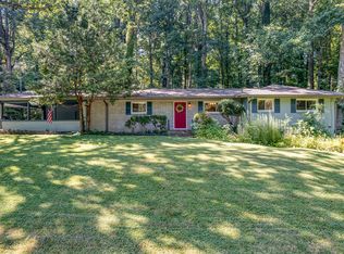 1306 Sherwood Dr, Johnson City, TN 37601