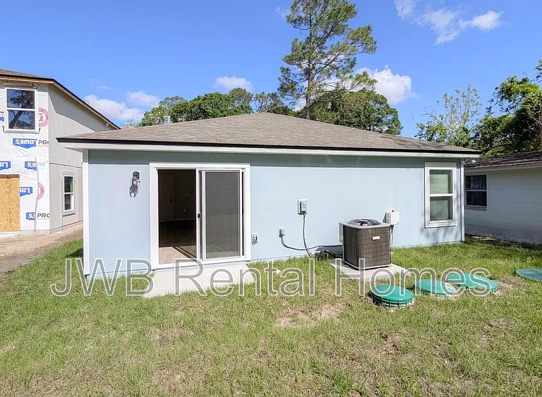 1750 Rutledge Ave — Photo 13