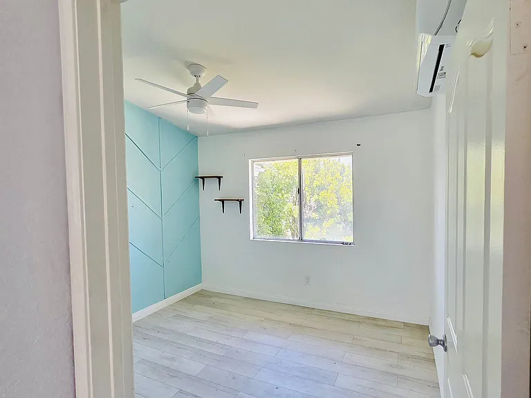8701 Vista Del Oro Way — Photo 27
