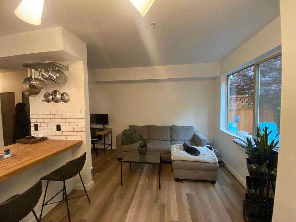 1st image of 3213 Harbor Ave SW Unit 112