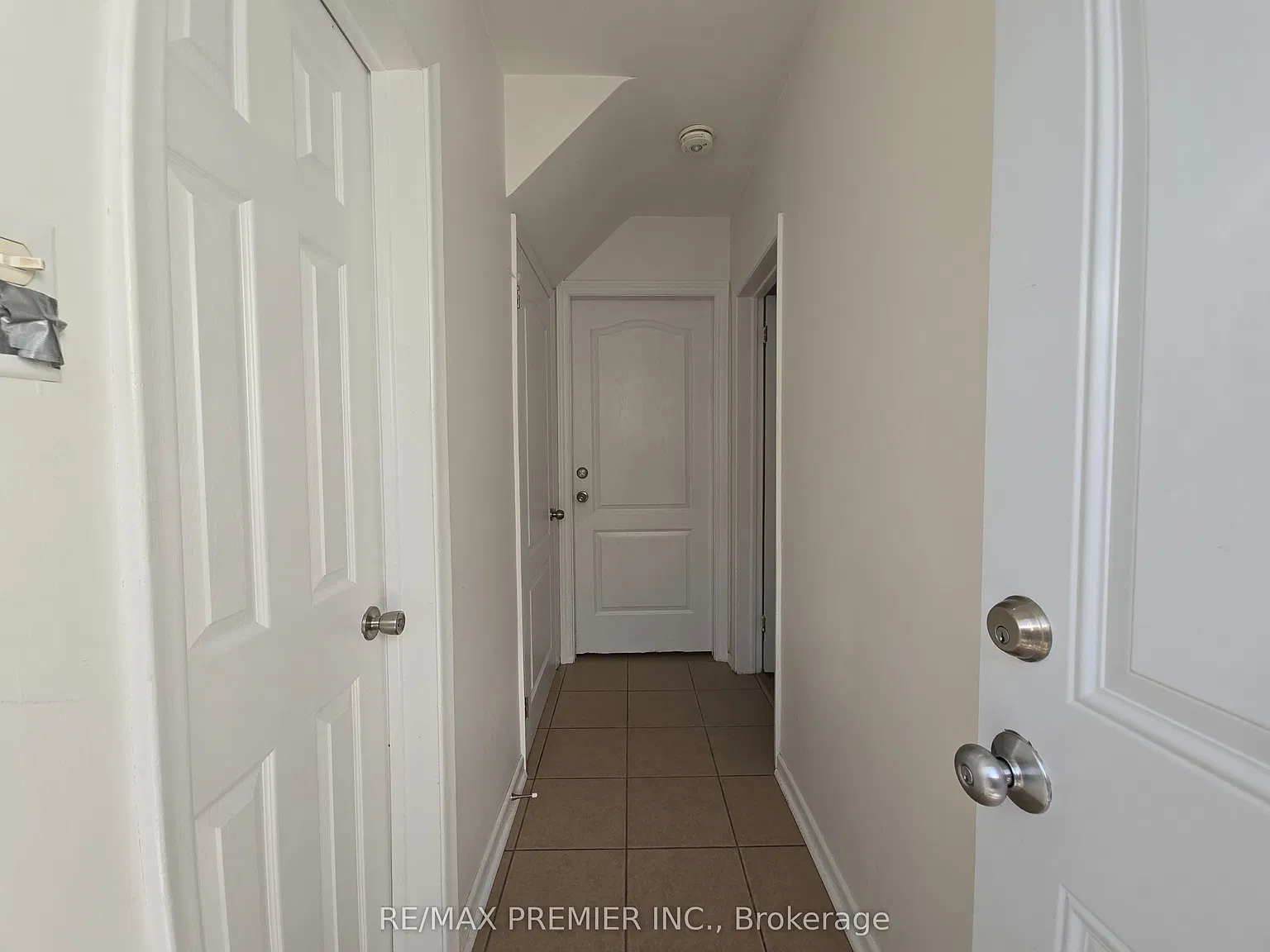 2 bed, $2,200 — Photo 3