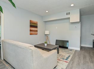 1801 Eastwood St, Houston, TX 77023