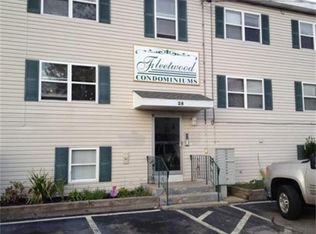 28 Reuben St APT 8, Fall River, MA 02723