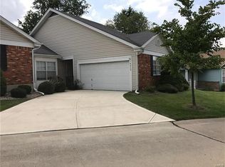 1647 Chapman Ct, Saint Charles, MO