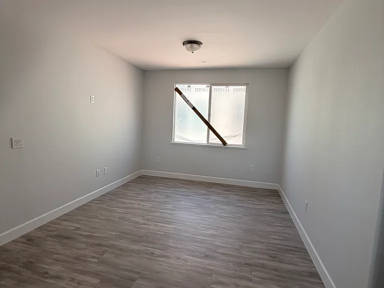 1600 Ranch Ln — Photo 6
