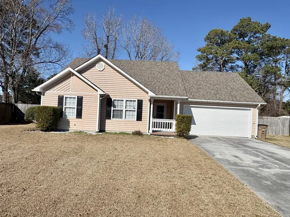 418 Eucalyptus Ln, Jacksonville, NC 28546