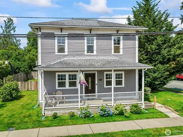 307 3rd Street, Sultan, WA 98294