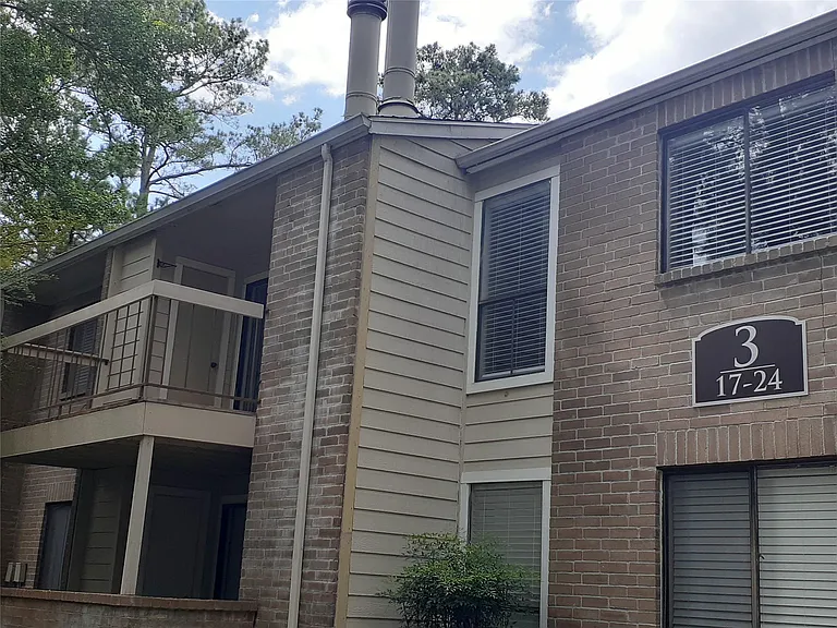 3500 Tangle Brush Dr #24 — Photo 2
