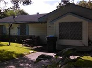210 Maack Ln, Houston, TX 77037