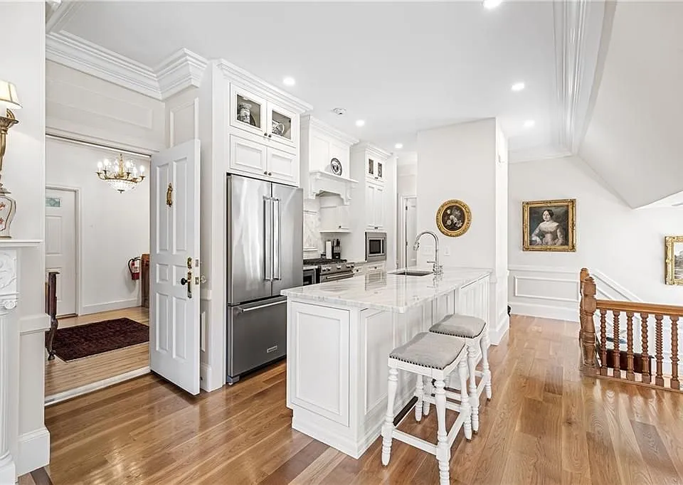 541 Bellevue Ave #5