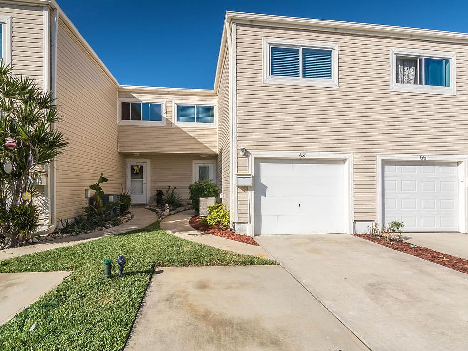 1st image of 68 Emerald Ct