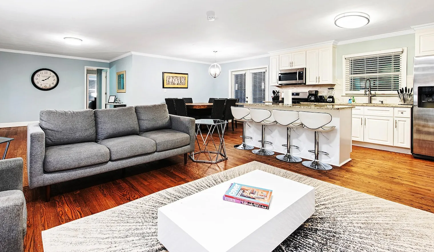 7 bed, 4.0 bath, 3465 sqft, $6,595 — Photo 1