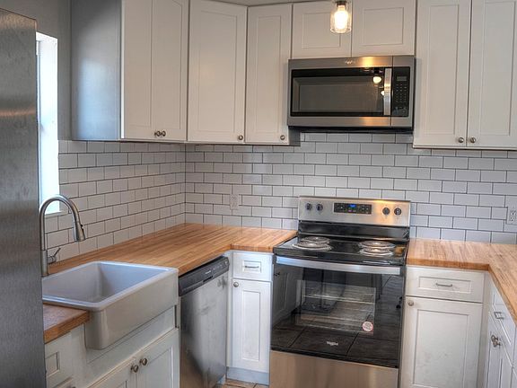 4th image of 311 Patterson Creek Rd