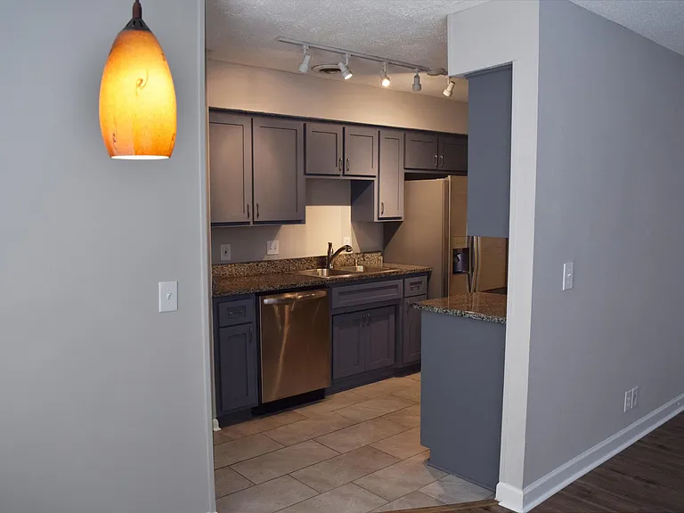 945 Bresslyn Rd #945 — Photo 2