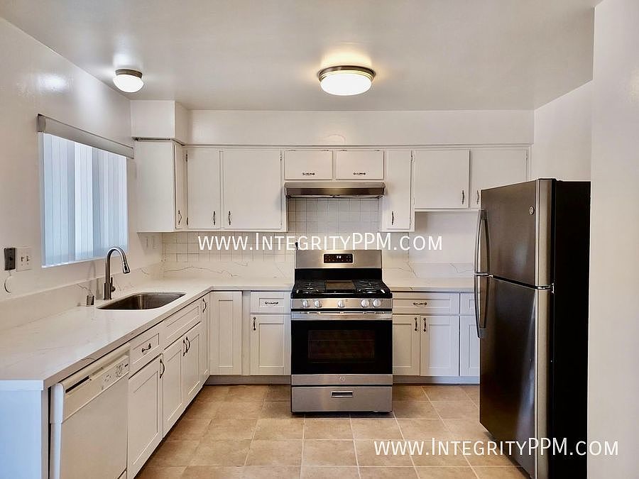 1st image of 4517 63rd St