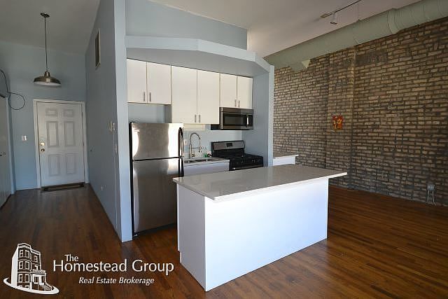 1st image of 1570 N Milwaukee Ave APT 04J