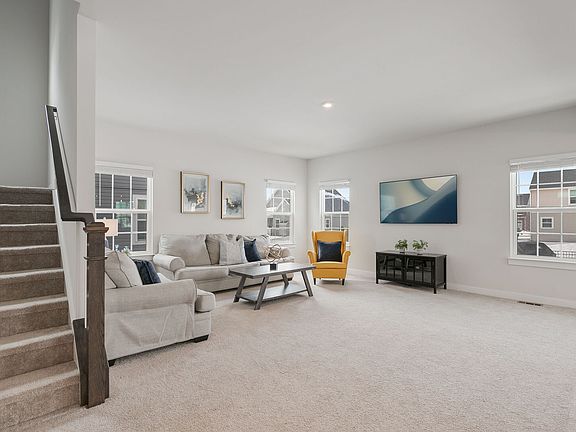 4th image of 1834 Tall Oaks Dr