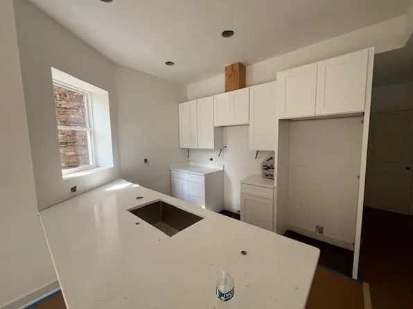 3726 N Racine Ave, Chicago, IL