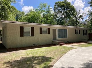 1819 Canterbury Dr, Valdosta, GA 31602