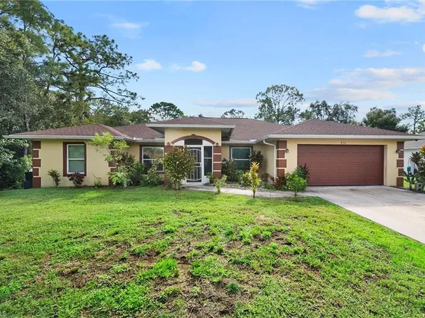 830 Albany AVE, LEHIGH ACRES, FL 33971