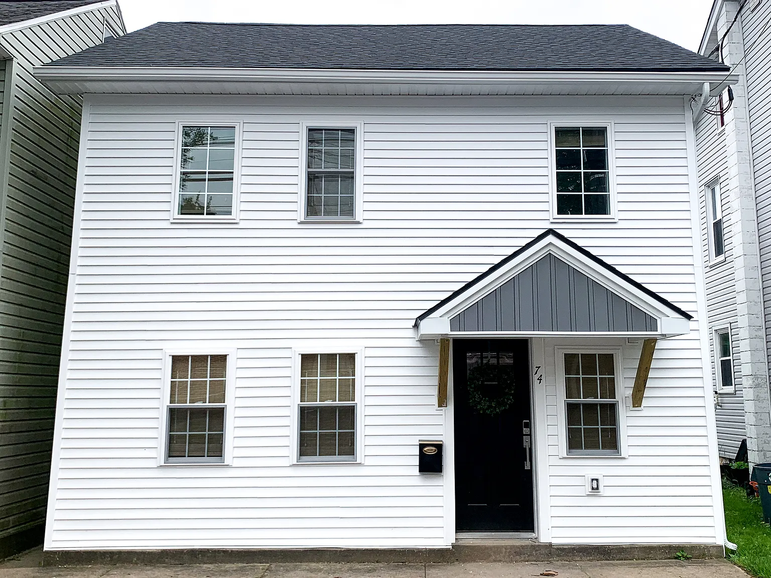 74 Main St photo 1