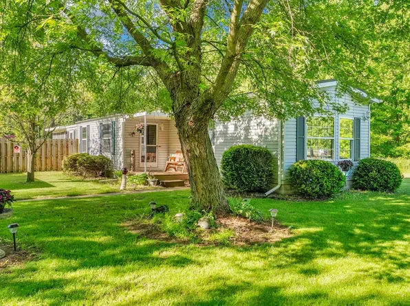 6333 Griswold Rd, Smiths Creek, MI 48074