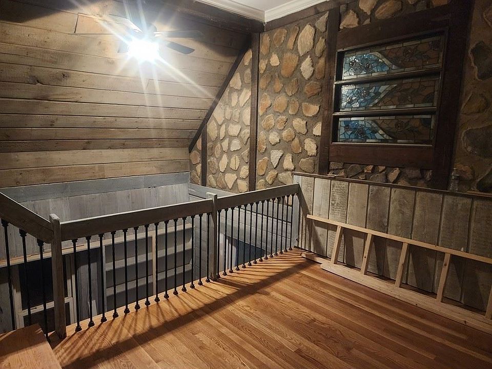 11 Henchman St Worcester MA Zillow