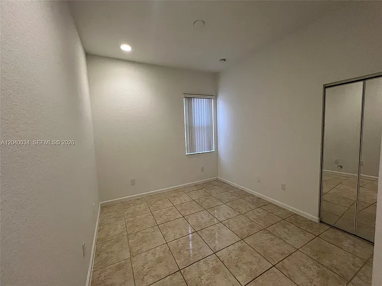 2217 NE 41st Ave — Photo 10
