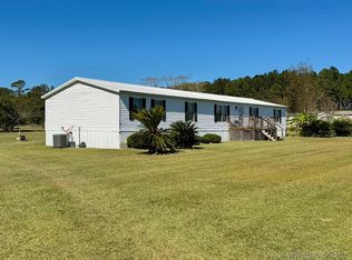 215 Twin Creeks Ln, Ashford, AL 36312