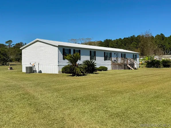 215 Twin Creeks Ln, Ashford, AL 36312