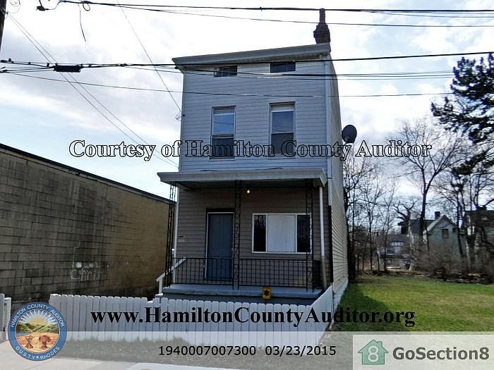1st image of 1785 Agnes St
