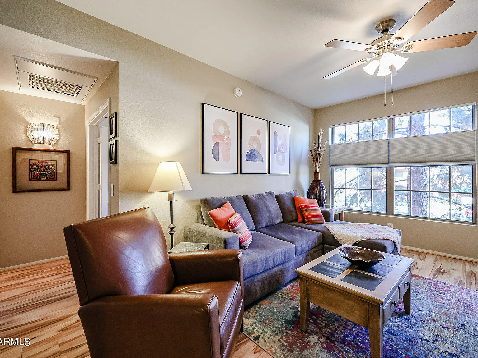 1 bed, 1.0 bath, 832 sqft, $1,475 — Photo 2